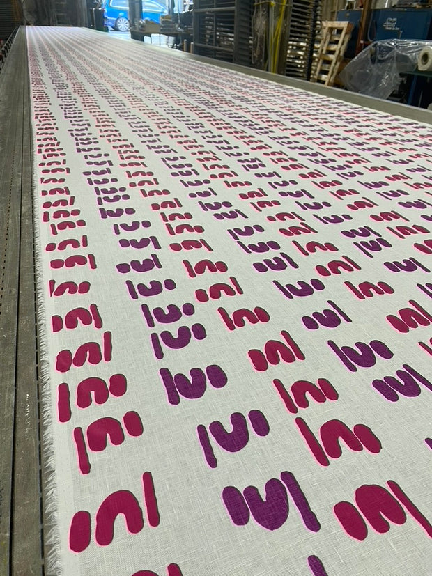 Kungkayunti Fabric 3m– Pink and Purple on White (Linen)
